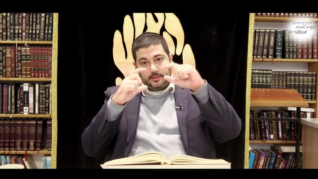 ליקוטי מוהר"ן תורה קסח  – על מנת לעלות עולם חייבים להיכנס לחושך