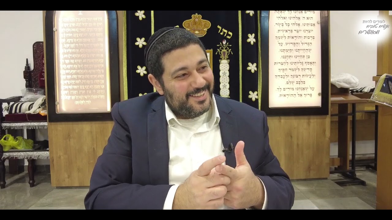 כוונות ברכות הדלקת נרות חנוכה לפי החסידות